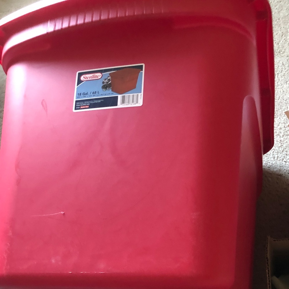 Sterilite 18 Gallon Storage Tub - Red